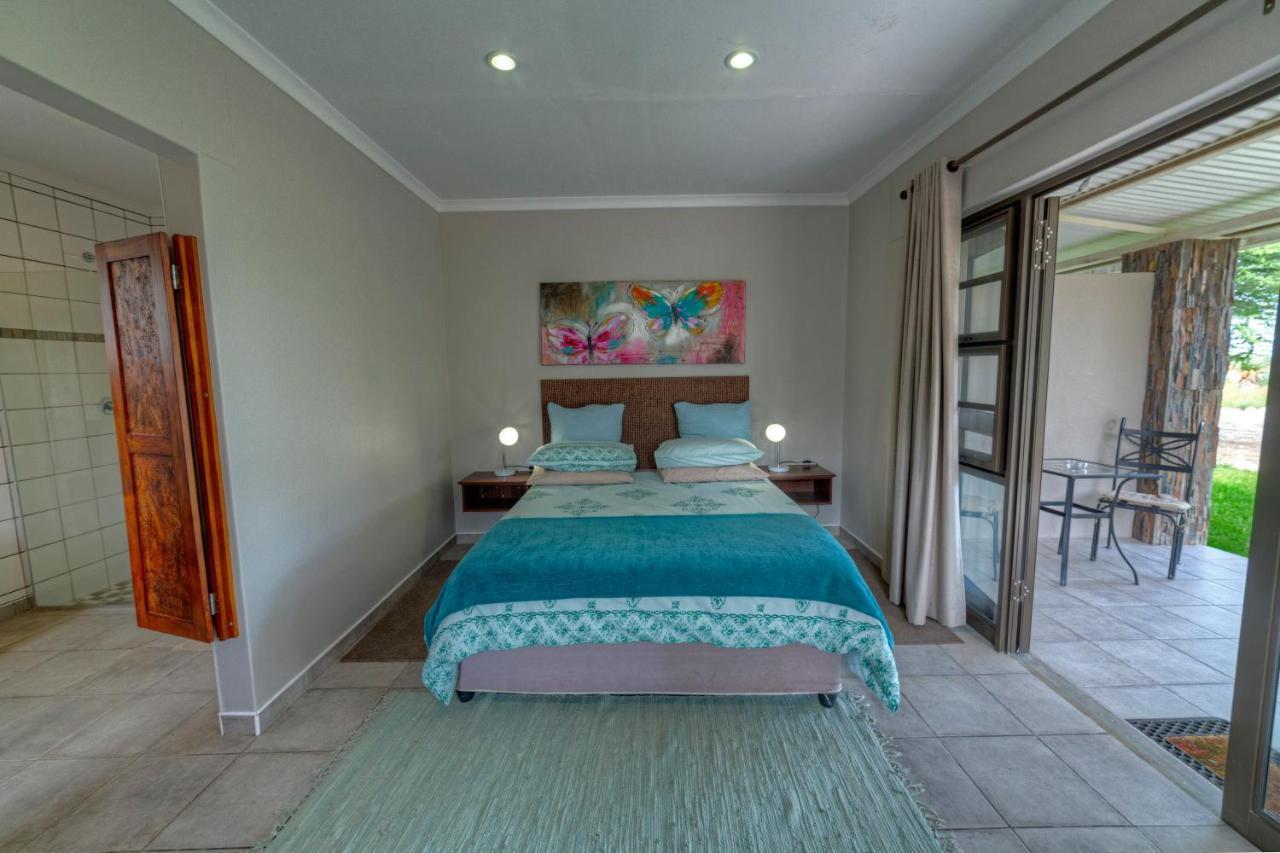 Khoi-Khoi Guesthouse Otavi Екстериор снимка