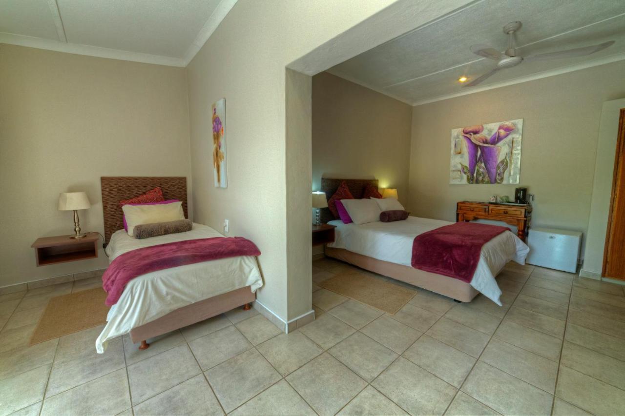 Khoi-Khoi Guesthouse Otavi Екстериор снимка
